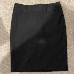 The Limited, black and white pin striped pencil skirt, size 4, good condition